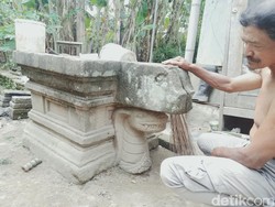 Yoni Kepala Naga di Klaten Dekat dengan Prasasti Upit, Apakah Berkaitan?