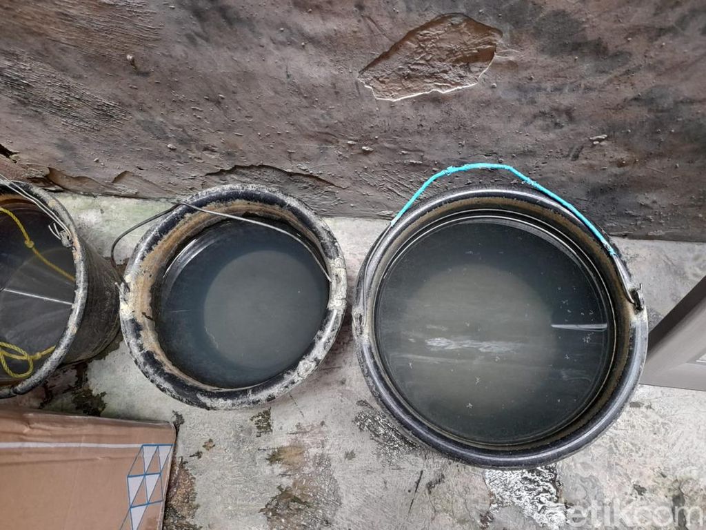 Menanti Penyelesaian Masalah Air Bau Bangkai di Kampung Kubur Baru Jakut