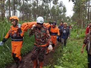 Fakta-fakta Miris Pembunuhan Sadis Bocah 9 Tahun di Banjarnegara Fakta-fakta Miris Pembunuhan Sadis Bocah 9 Tahun di Banjarnegara