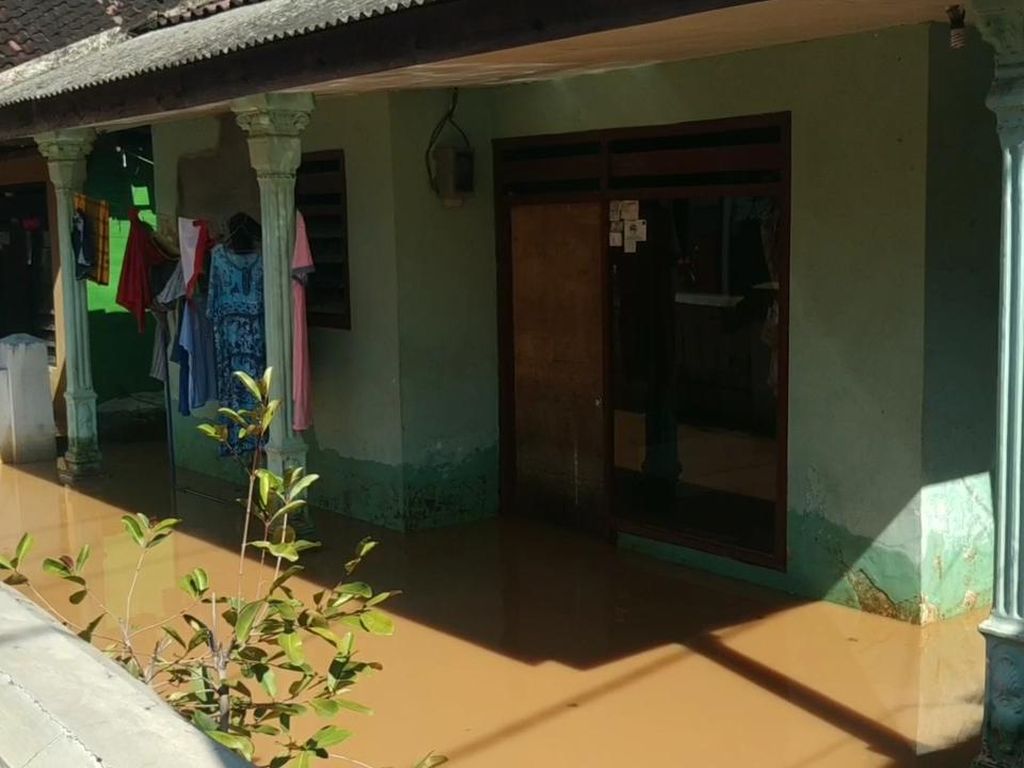 8 Desa di 3 Kecamatan Kabupaten Pasuruan Masih Banjir, Ketinggian 10-100 Cm
