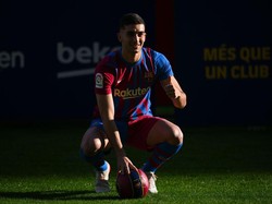 Umtiti Mau Potong Gaji, Barcelona Bisa Daftarkan Ferran Torres