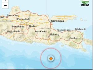 Gempa Malang M 4,9 Terjadi Karena Subduksi Lempeng Indo-Australia Gempa Malang M 4,9 Terjadi Karena Subduksi Lempeng Indo-Australia