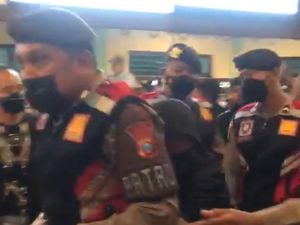 Tipu-tipu Rp 3,9 M Lewat Investasi Bodong, Mahasiswi Lamongan Diamankan Tipu-tipu Rp 3,9 M Lewat Investasi Bodong, Mahasiswi Lamongan Diamankan