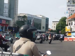 Sejumlah Jalur Protokol Surabaya Macet Dampak Demo di Jalan Tunjungan