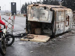 Kazakhstan Rusuh, Suasana Kota Almaty Mirip Film tentang Kiamat