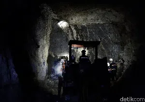 Menyusuri Lorong Emas di Gunung Pongkor