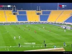 Kena Serangan Jantung, Pemain Ini Kejang-kejang di Lapangan