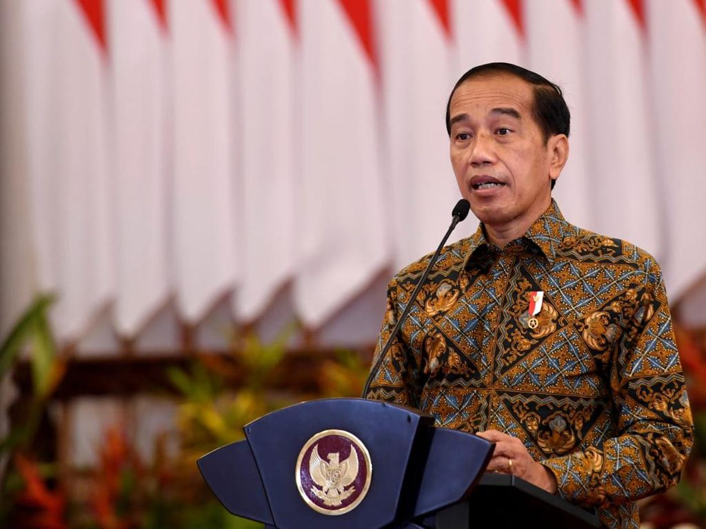 Gotong Royong Kunci Turunkan Covid, Jokowi: Negara Besar Nggak Punya