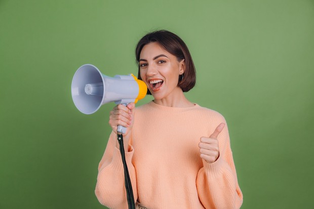 melatih public speaking baik untuk meningkatkan kualitas diri