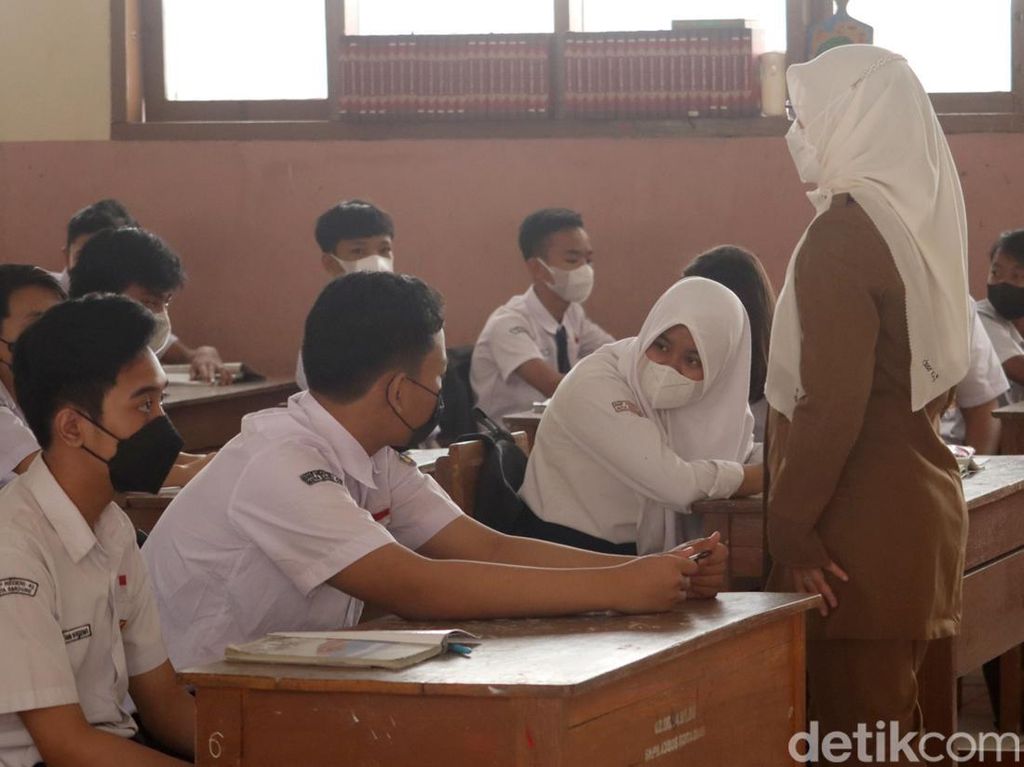 Siswa Jabar Bisa Perpisahan di Luar Sekolah & Study Tour, Ini Alasannya Siswa Jabar Bisa Perpisahan di Luar Sekolah & Study Tour, Ini Alasannya