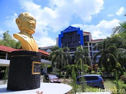 Dosen Unsrat Manado Tuntut Kampus Bayar Tukin Tak Diterima Sejak 5 Tahun