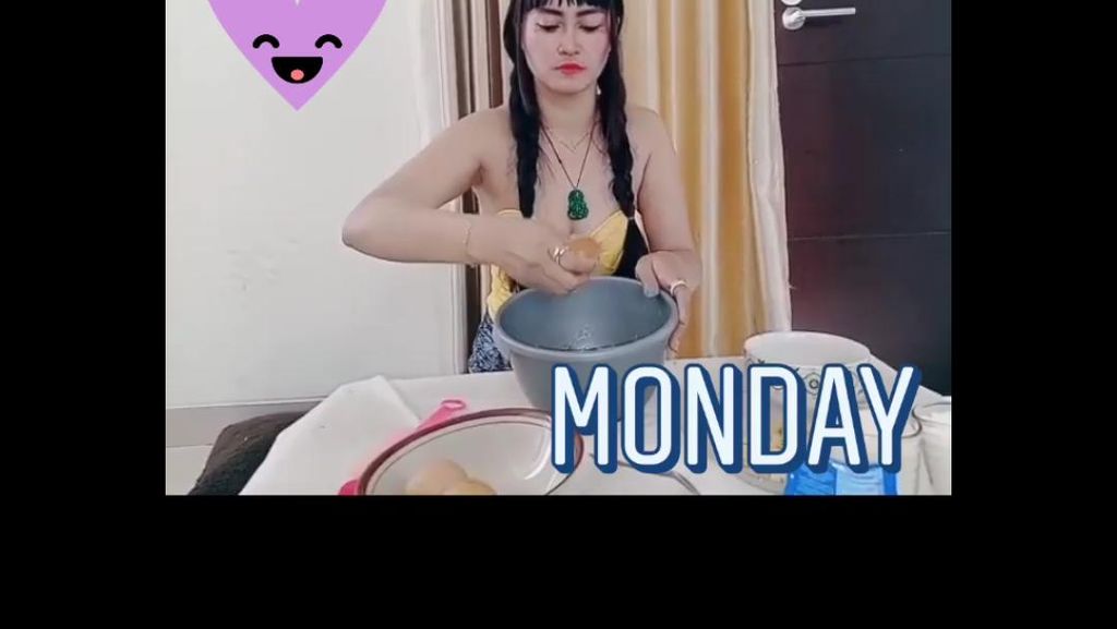 Velline Chu, Pedangdut yang Hobi Masak dan Doyan Banget Duren Velline Chu, Pedangdut yang Hobi Masak dan Doyan Banget Duren