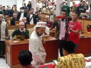 Heboh! Ulama Garut Marah Protes soal NII, MUI Buka Suara Heboh! Ulama Garut Marah Protes soal NII, MUI Buka Suara