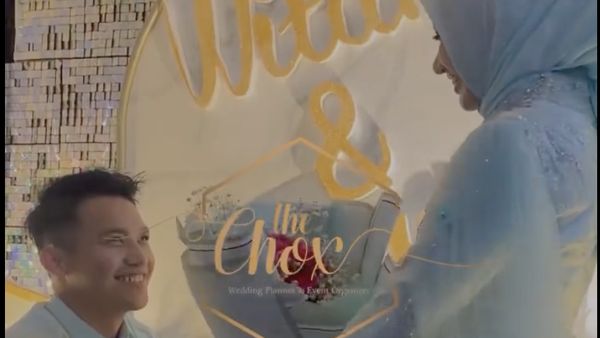 7 Gaya Witan Sulaeman Lamar Kekasih yang Ditaksir Sejak SD, Mahar Ratusan Juta