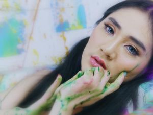 Bella Nova Sebarkan Vaksin Cinta untuk Penggemarnya Bella Nova Sebarkan Vaksin Cinta untuk Penggemarnya