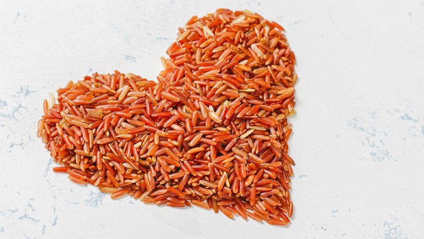 Manfaat beras merah yang bisa bantu kontrol gula darah.