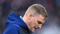 Eddie Howe yang baru menukangi Newcastle United juga di ujung tanduk. Newcastle yang baru jadi klub sultan, masih terperosok di zona degradasi! (Getty Images)