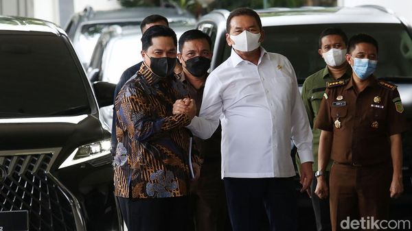 Erick Thohir Laporkan Dugaan Korupsi Pengadaan Pesawat Garuda ke Kejagung