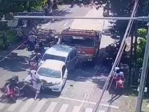 Truk Rem Blong Tabrak 4 Kendaraan-Tewaskan 1 Orang, Sopir Jadi Tersangka