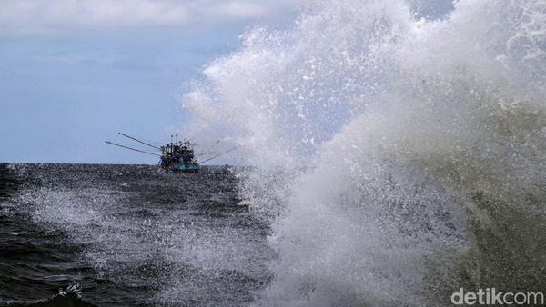 Progres Terkini Pembangunan Tanggul Laut di Pesisir Jakarta