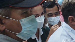 Potret Nia Ramadhani Usai Divonis: Nangis hingga Dikawal Ketat