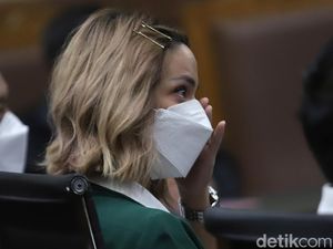 Nia Ramadhani Divonis 1 Tahun Penjara, Kakak Ungkap Penyesalan Nia Ramadhani Divonis 1 Tahun Penjara, Kakak Ungkap Penyesalan