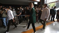 Vonis Bui, Hakim Nyatakan Nia Ramadhani-Ardi Bakrie Bukan Korban Narkoba