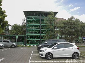 Seorang Dokter Muda Marahi Pengunjung RS Diklakson saat Parkir, Begini Etika Penggunaan Klakson! Seorang Dokter Muda Marahi Pengunjung RS Diklakson saat Parkir, Begini Etika Penggunaan Klakson!