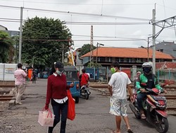 Reaksi Warga soal Rencana Penutupan Perlintasan Sebidang di Kemayoran