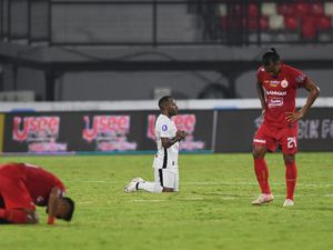 Persija Bikin Persipura Keluar dari Zona Degradasi