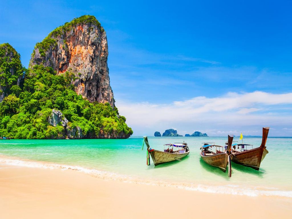 Setelah Phuket, Thailand Buka 3 Destinasi Wisata Pantai Keren Lain Nih