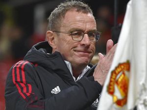 Rangnick Baru Tahu soal Rivalitas Panas Leeds dengan MU Rangnick Baru Tahu soal Rivalitas Panas Leeds dengan MU