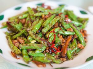 Resep Tumis Buncis dan Ayam yang Sederhana dan Pedas Gurih Rasanya Resep Tumis Buncis dan Ayam yang Sederhana dan Pedas Gurih Rasanya