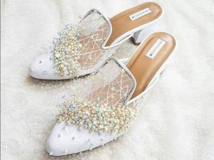 5 Hal yang Penting Diperhatikan Saat Memilih Sepatu Pengantin 5 Hal yang Penting Diperhatikan Saat Memilih Sepatu Pengantin