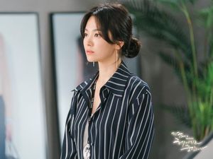 Now We Are Breaking Up Tamat, 4 Drakor Song Hye Kyo yang Juga Bikin Baper Now We Are Breaking Up Tamat, 4 Drakor Song Hye Kyo yang Juga Bikin Baper