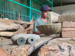 Benda Purbakala Mulai Arca Hingga Yoni Ditemukan di Lereng Gunung Kelud