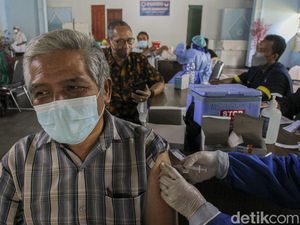 Dimulai Hari Ini, Vaksin Booster Gratis Sasar Lansia di Sleman