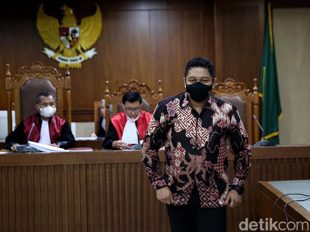 Divonis 11 Tahun Bui, AKP Robin Kecewa soal Peran Lili Dianggap Tak Relevan Divonis 11 Tahun Bui, AKP Robin Kecewa soal Peran Lili Dianggap Tak Relevan