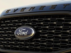 Kembangkan Kendaraan Listrik, Ford Mau PHK 3.200 Karyawan