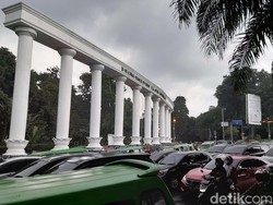 Polisi Rekayasa Lalin Sekitar Kebun Raya Bogor Imbas Wisatawan Padat