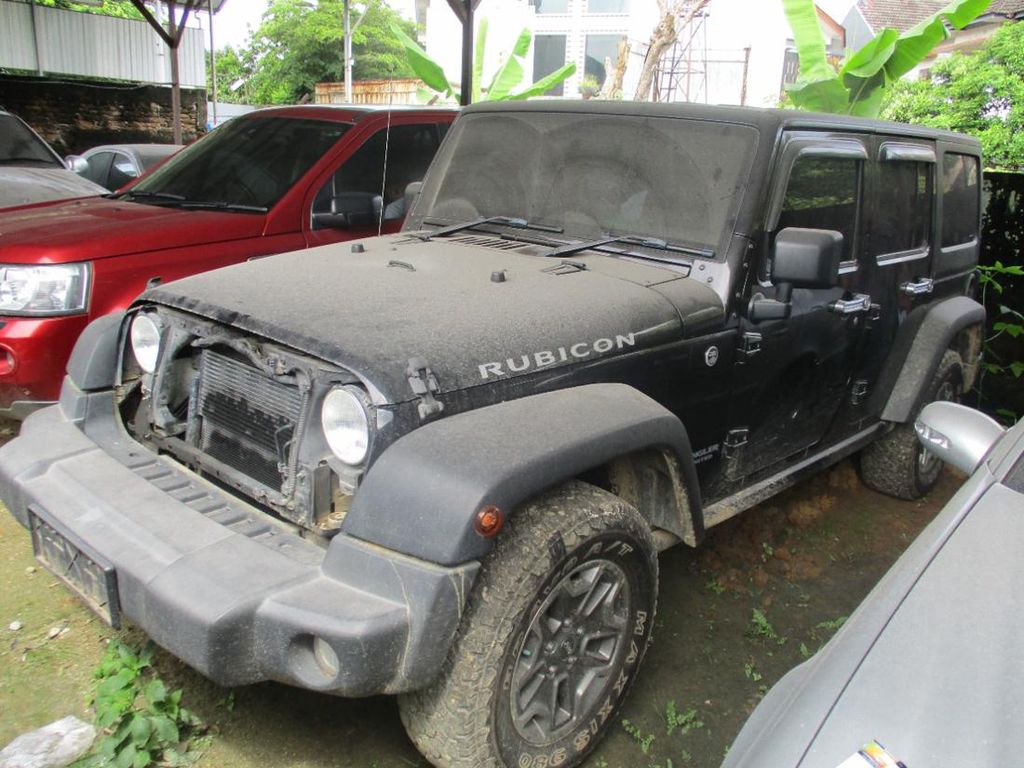 Buruan Nih, Jeep Rubicon Dilelang Rp 200 Jutaan