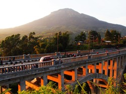 Mengenal Tugu Sepuser yang Disebut Titik Nol Kilometer Pulau Jawa