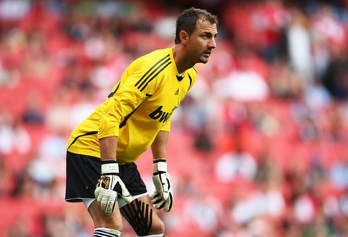 LONDON - AUGUST 02:  Jerzy Dudek of Real Madrid looks on during the pre-season friendly match between SV Hamburg and Real Madrid during the Emirates Cup at the Emirates Stadium on August 2, 2008 in London, England.  (Photo by Jamie McDonald/Getty Images)