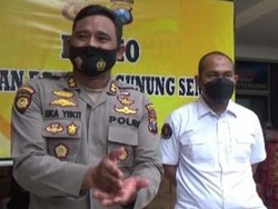 Polisi Juga Patroli Dunia Maya Buru Pria Tendang Sesajen di Lokasi Semeru
