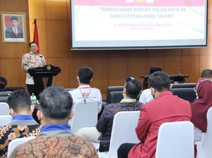 Beri Motivasi ke Mahasiswa, Bamsoet Cerita Pengalaman Jadi Pejabat Negara