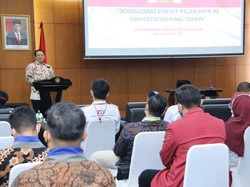 Beri Motivasi ke Mahasiswa, Bamsoet Cerita Pengalaman Jadi Pejabat Negara