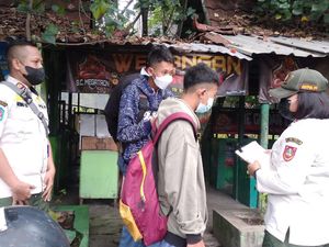 Nongkrong-Main Game Online Sepulang Sekolah, 229 Siswa Solo Kena Razia Nongkrong-Main Game Online Sepulang Sekolah, 229 Siswa Solo Kena Razia