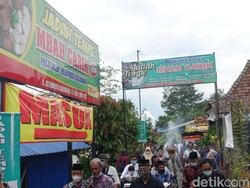 Siapa Pewaris Kuliner Jadah Tempe Mbah Carik Kaliurang?
