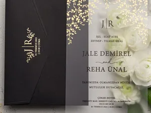 15 Inspirasi Undangan Pernikahan Simple yang Unik & Elegan