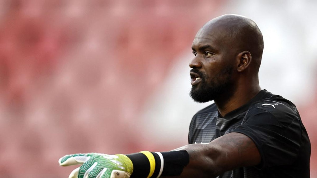 Sylvain Gbohouo positif doping, tak bisa bela Pantai Gading di Piala Afrika 2021 (AFP/MAURICE VAN STEEN)